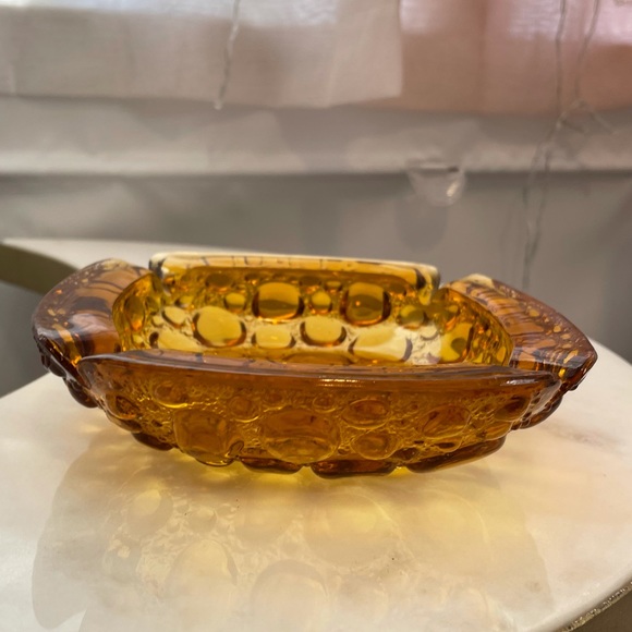 Vintage MCM Blenko Ashtray - Picture 4 of 14